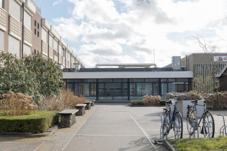 Bedrijfsverzamelgebouw Atoomweg 6, Groningen