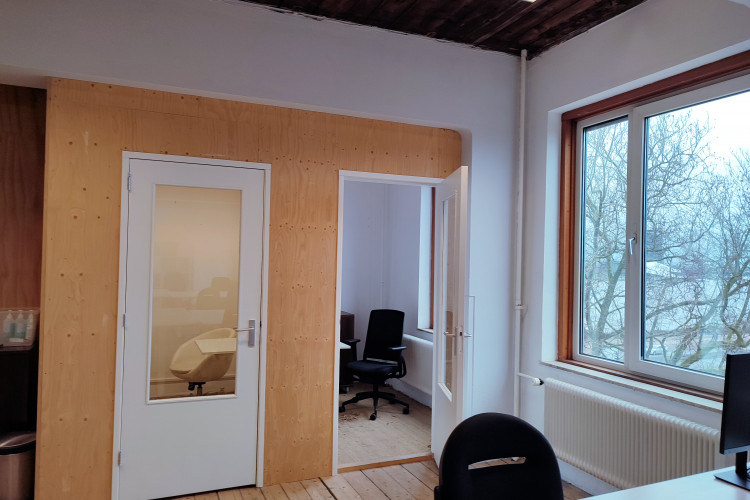 Bedrijfsruimte huren Barentszplein 7, Amsterdam