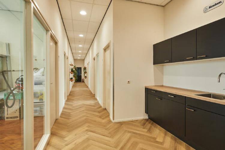 Bedrijfsverzamelgebouw Friesestraatweg 211-219, Groningen