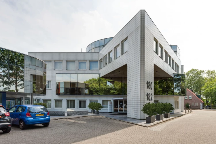 Kantoorruimte Graafschap Hornelaan 180, Weert