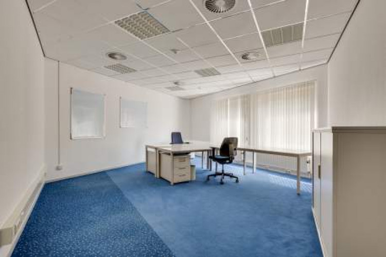 Bedrijfsruimte Graafschap Hornelaan 180, Weert