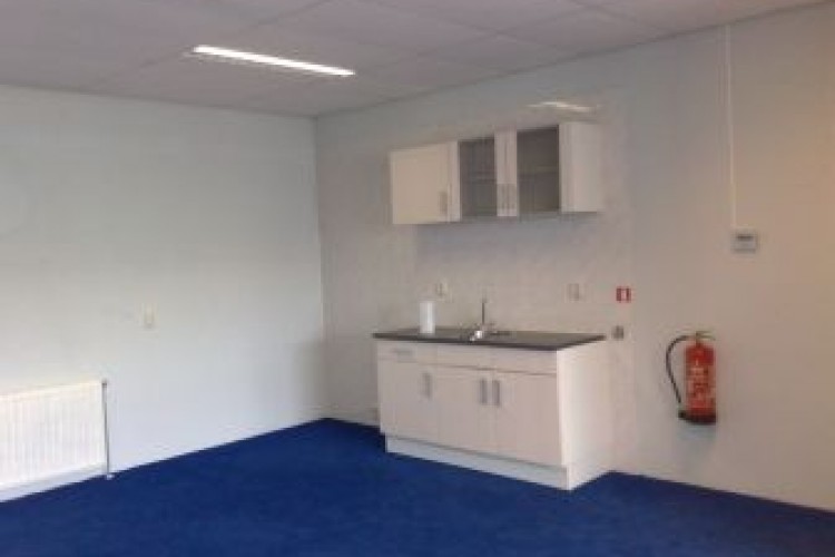 Kantoorruimte Industrieweg 20-11, Harderwijk