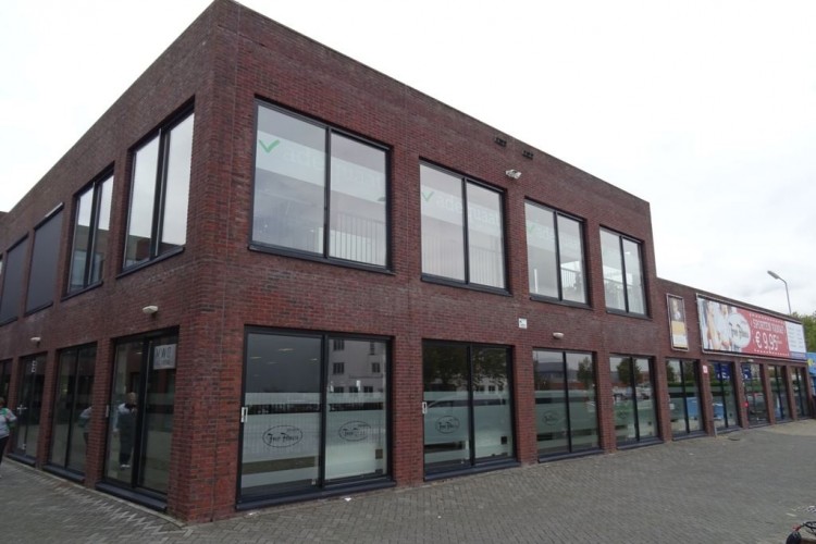 Bedrijfsruimte Nieuwe Langeweg 55-177, Hoogvliet