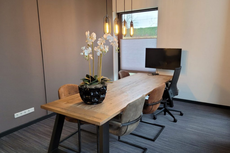 Kantoorruimte Ravelijn 50, Lelystad