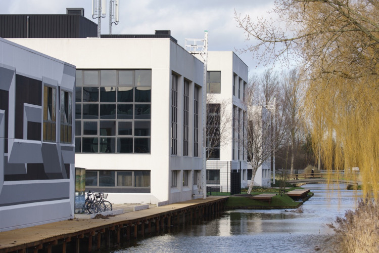 Industrieel kantoor Rietbaan 2-12, Capelle aan den IJssel