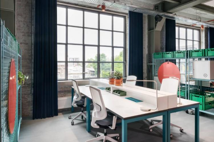 Bedrijfsruimte Sphinxcour 9A, Maastricht