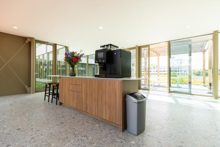 Ingericht kantoor Willem Fenengastraat 16E, Amsterdam